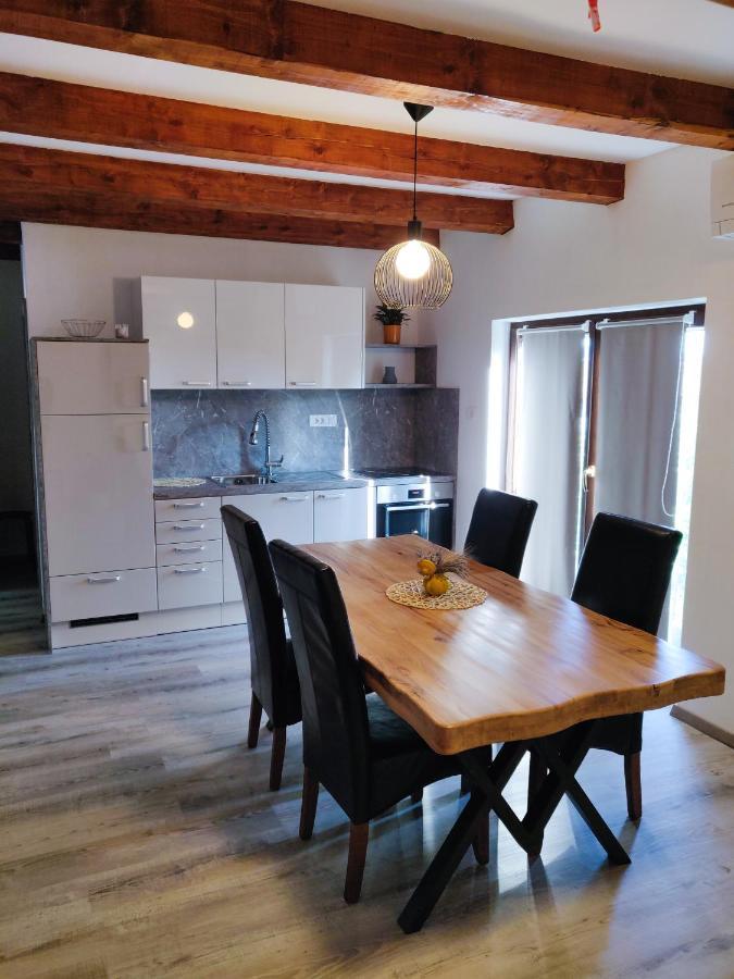 Homestead Zavadlal - Domacija Zavadlal Komen Eksteriør billede